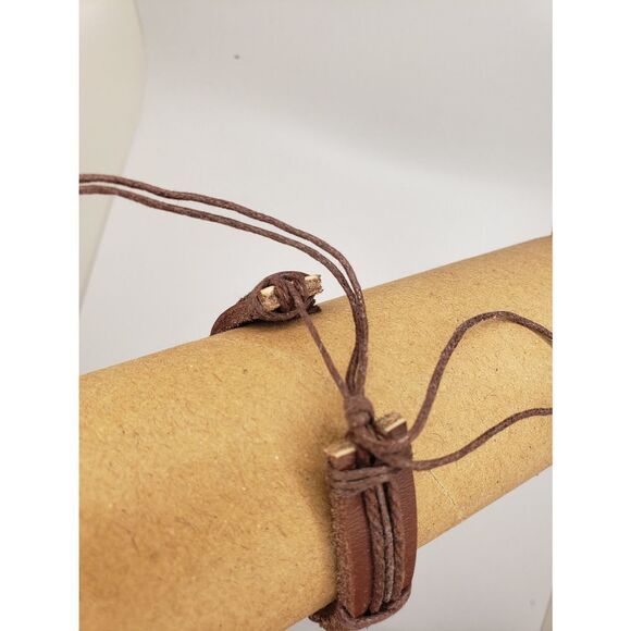 Brown skull bracelet - Picture 3 of 3